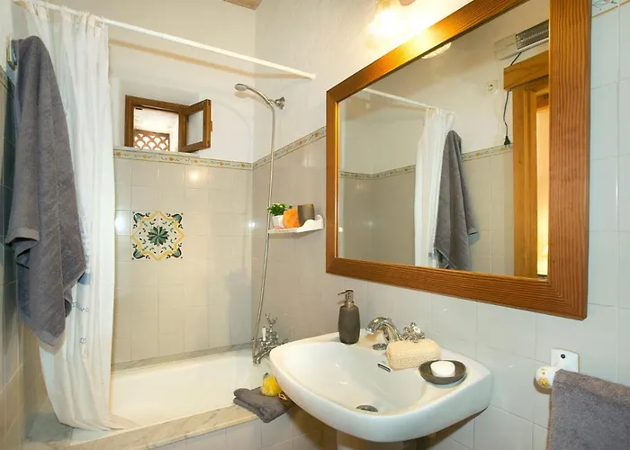 Na Catalina Amazing In